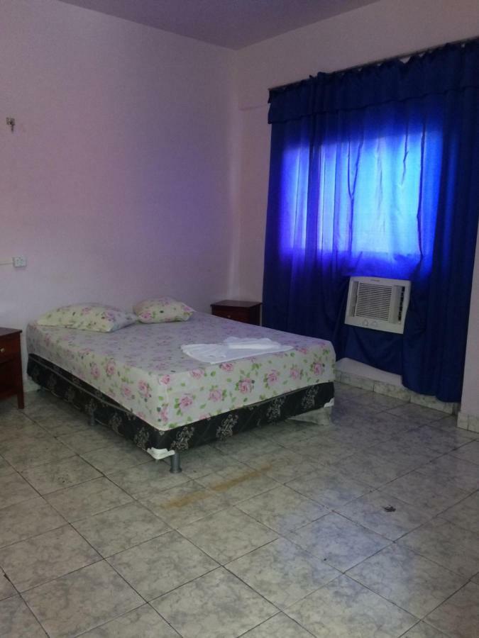Hotel Granada Μανάους Εξωτερικό φωτογραφία